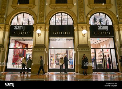 milan gucci store